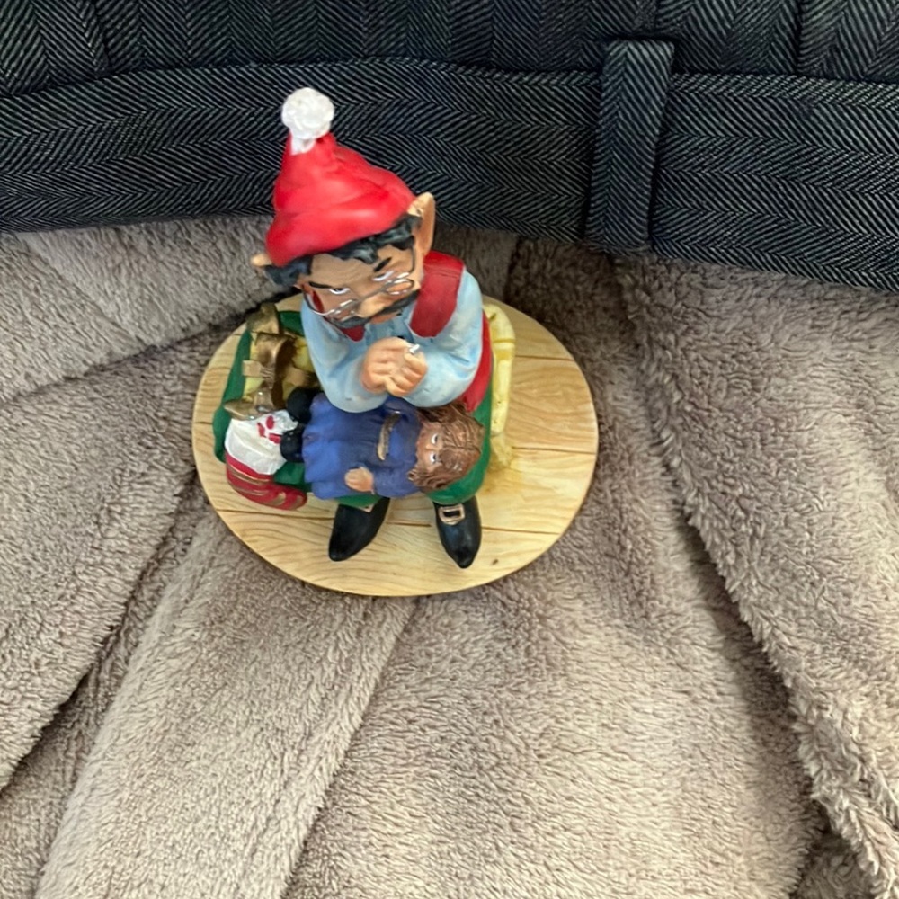 Santa's Helpers Doll Maker Limited Edition Figurine